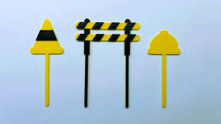 SET stavebních zápichů - kužel, závora, ochranná přilba